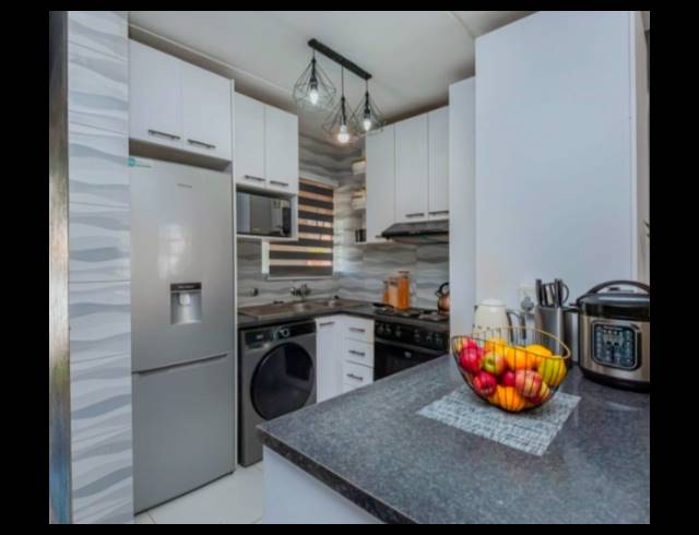 2 BEDROOM APARTMENT FOR SALE IN WHITNEY GARDENS